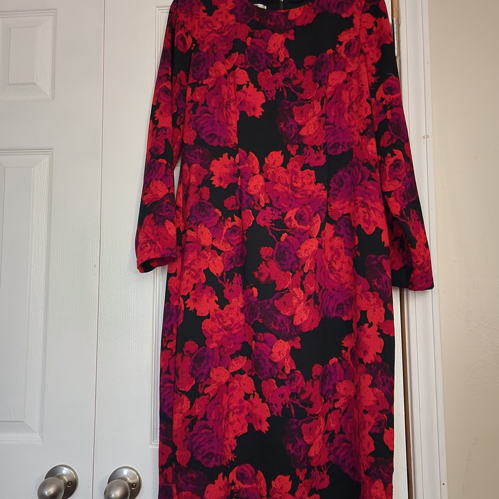 Maggy London Red Floral Long Sleeve Dress